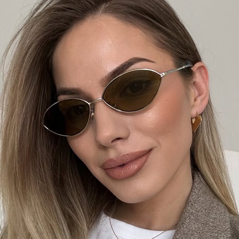 Vintage Fashion Design - Retro Cat Eye Woman Sunglasses for