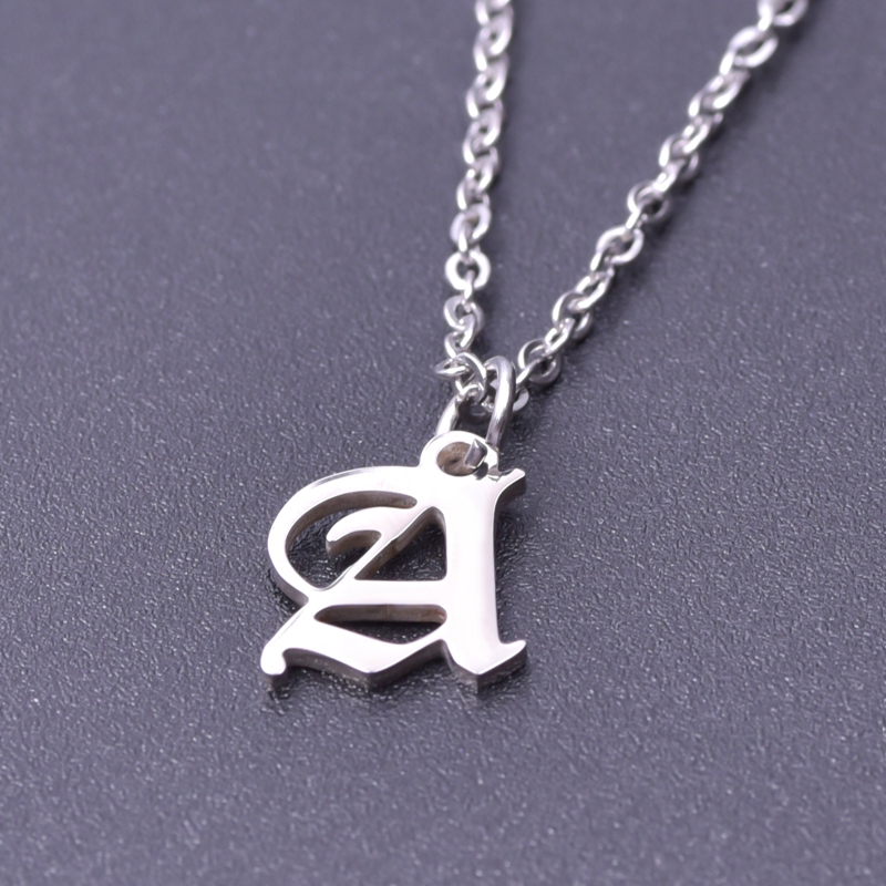 Cute Old English Alphabet Pend - огляд і ціна Z Vintage Fashion