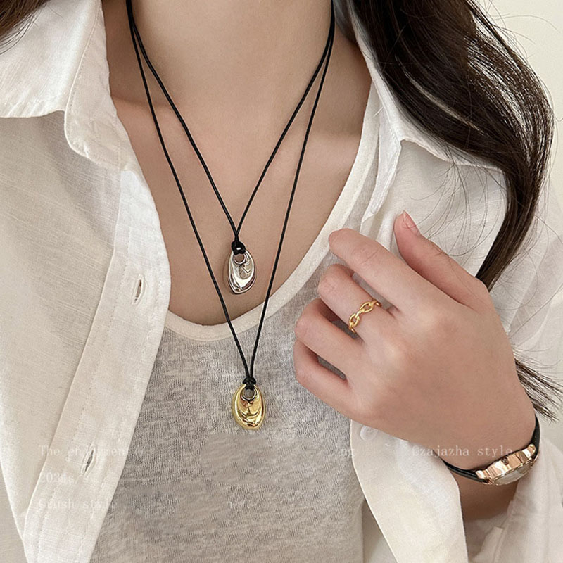 Korean Black Skin Rope Silver  - огляд і ціна Vintage Fashion Trends 2026