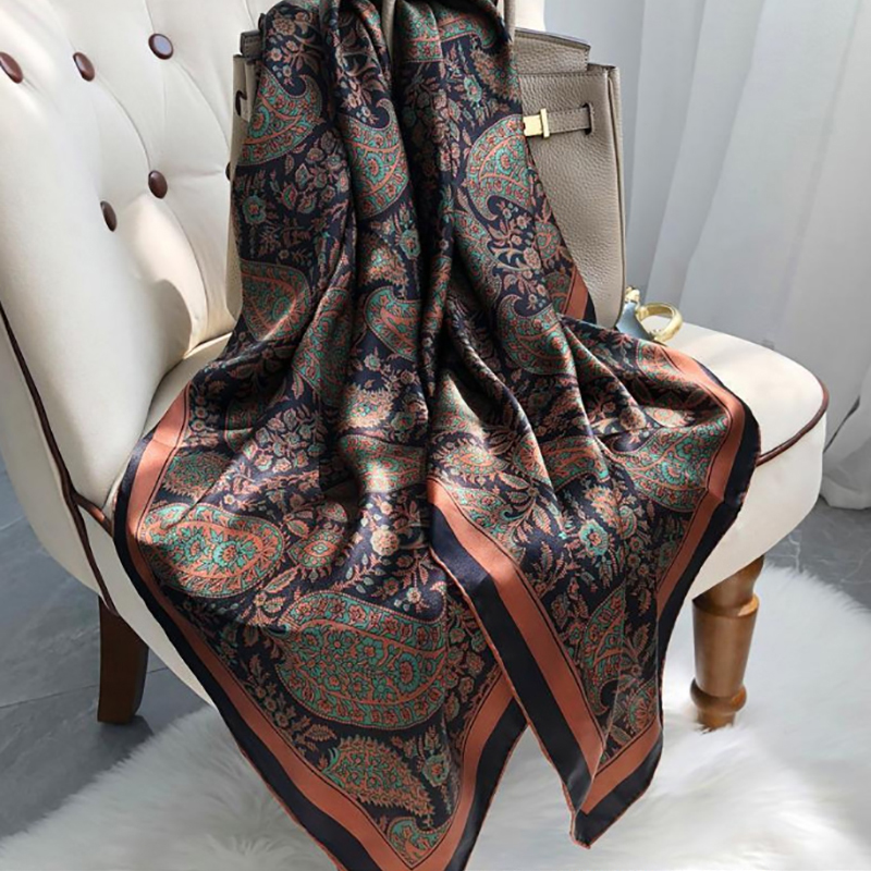Paisley Print Square Scarf Vin - огляд і ціна Vintage Fashion Patterns